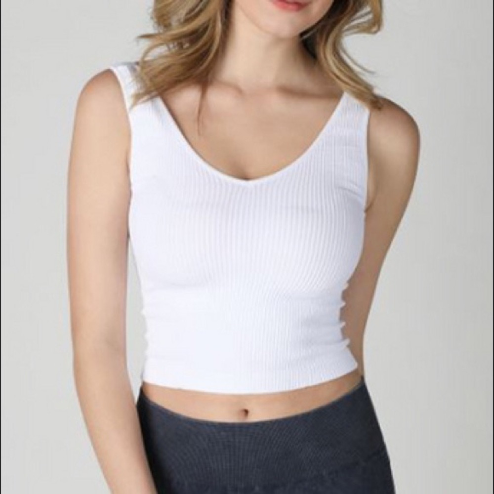 Nikibiki V Neck Ribbed Cropped Cami